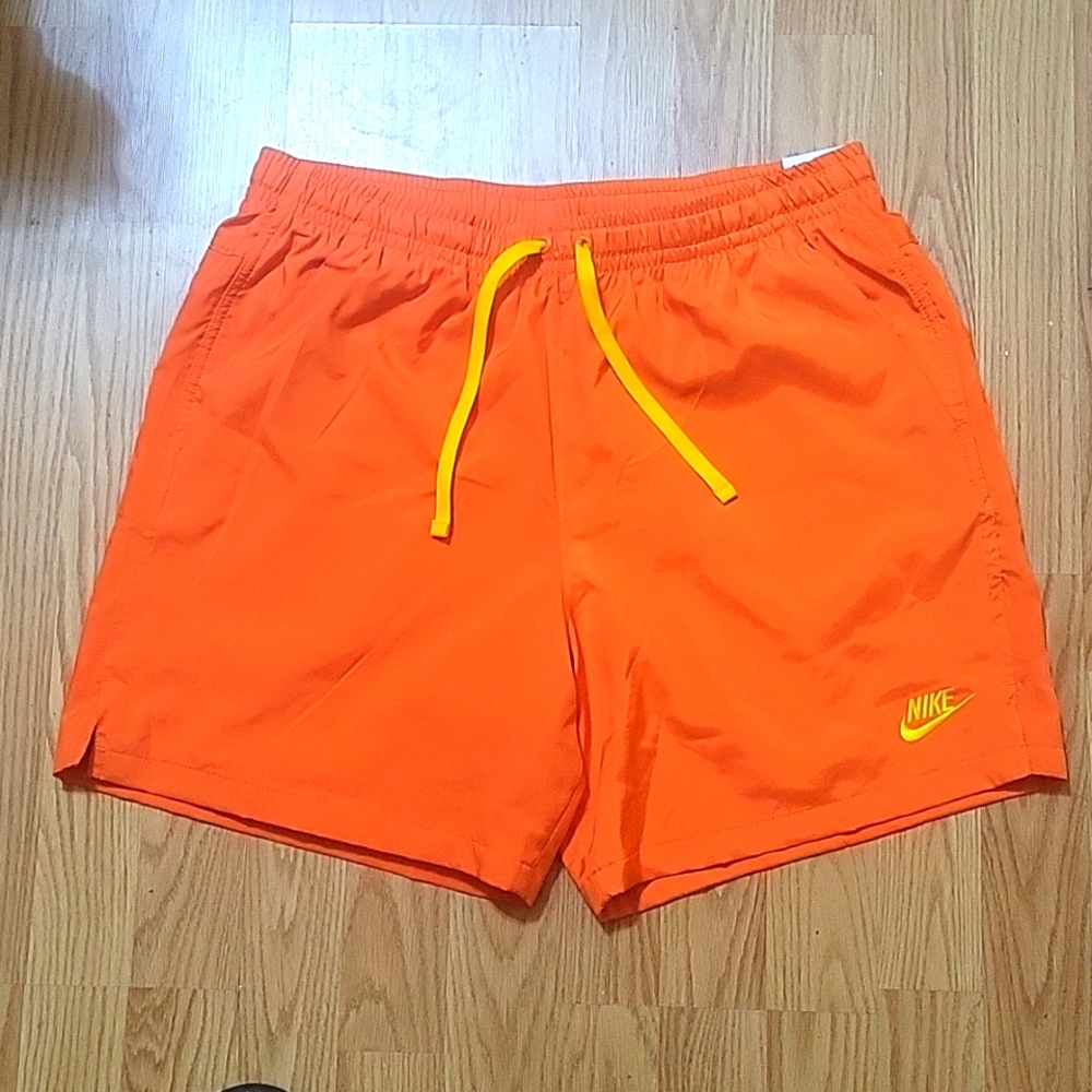 Mens Nike woven shorts (orange) (L)